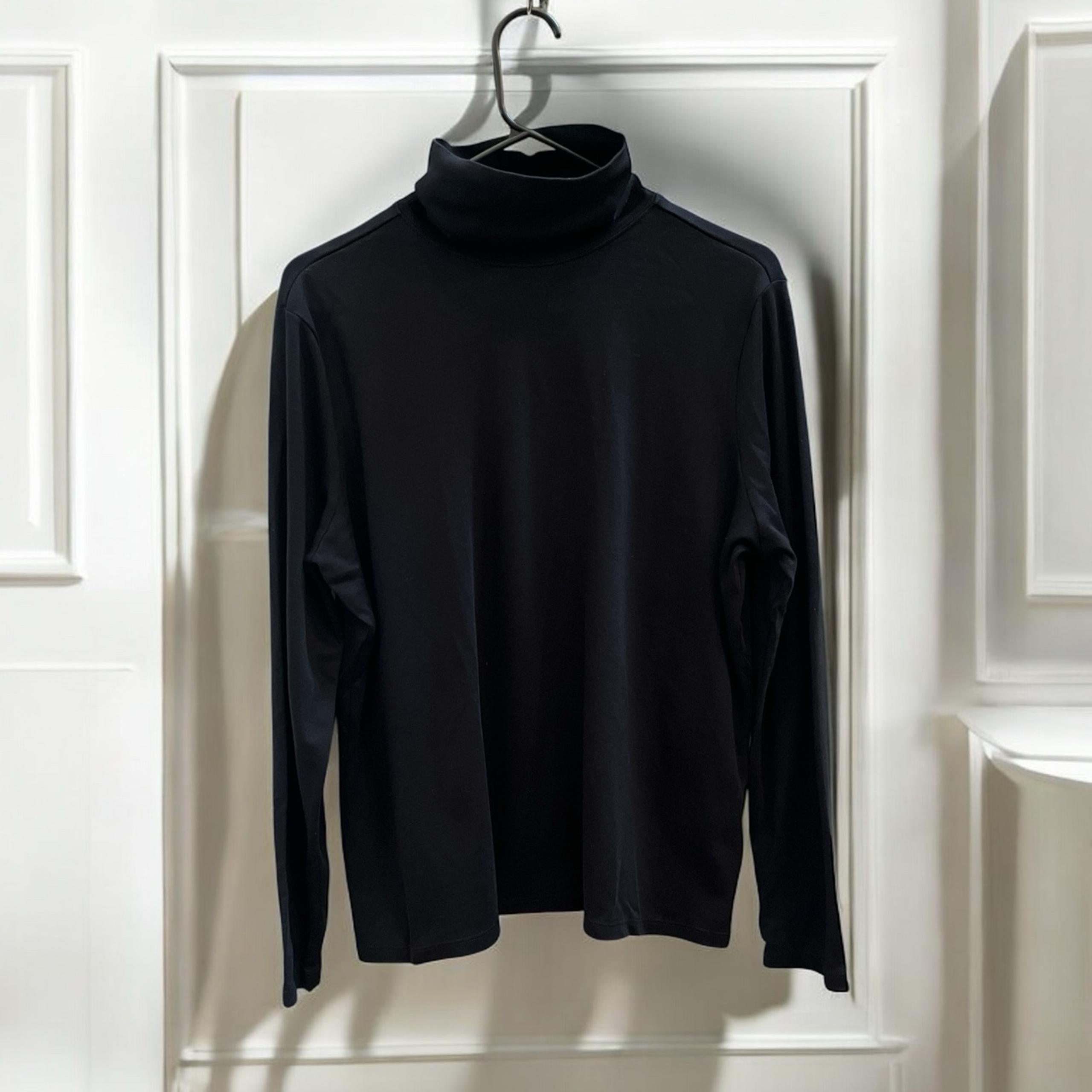 LL BEAN TURTLENECK PERFECT CONDITION