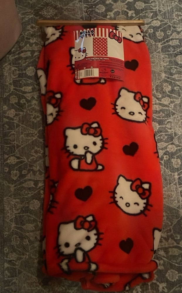 Hello Kitty throw blanket