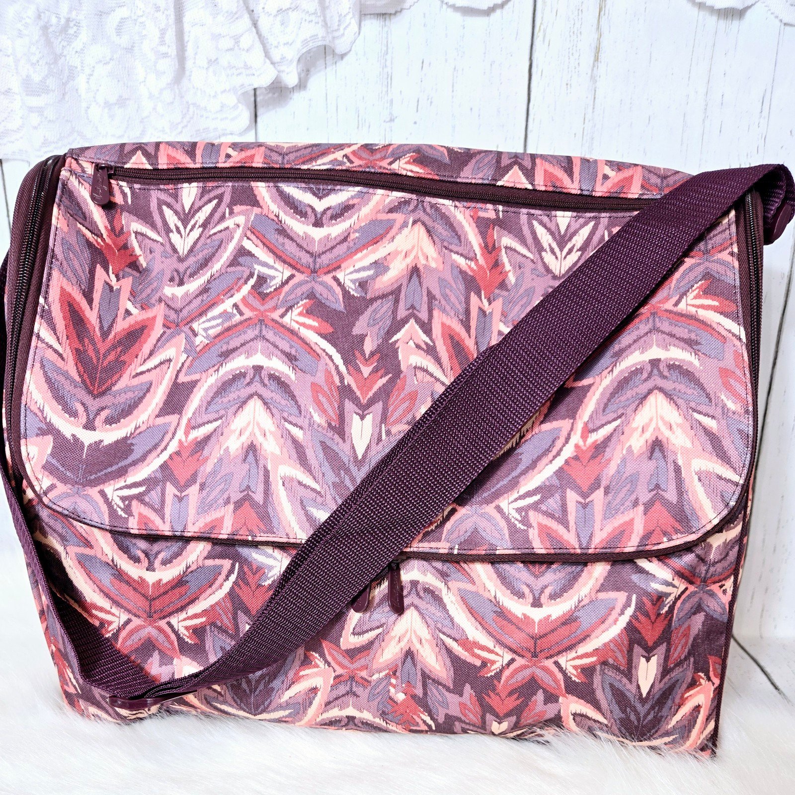 Thirty-One Get Creative Large Carrier -Brand NEW
