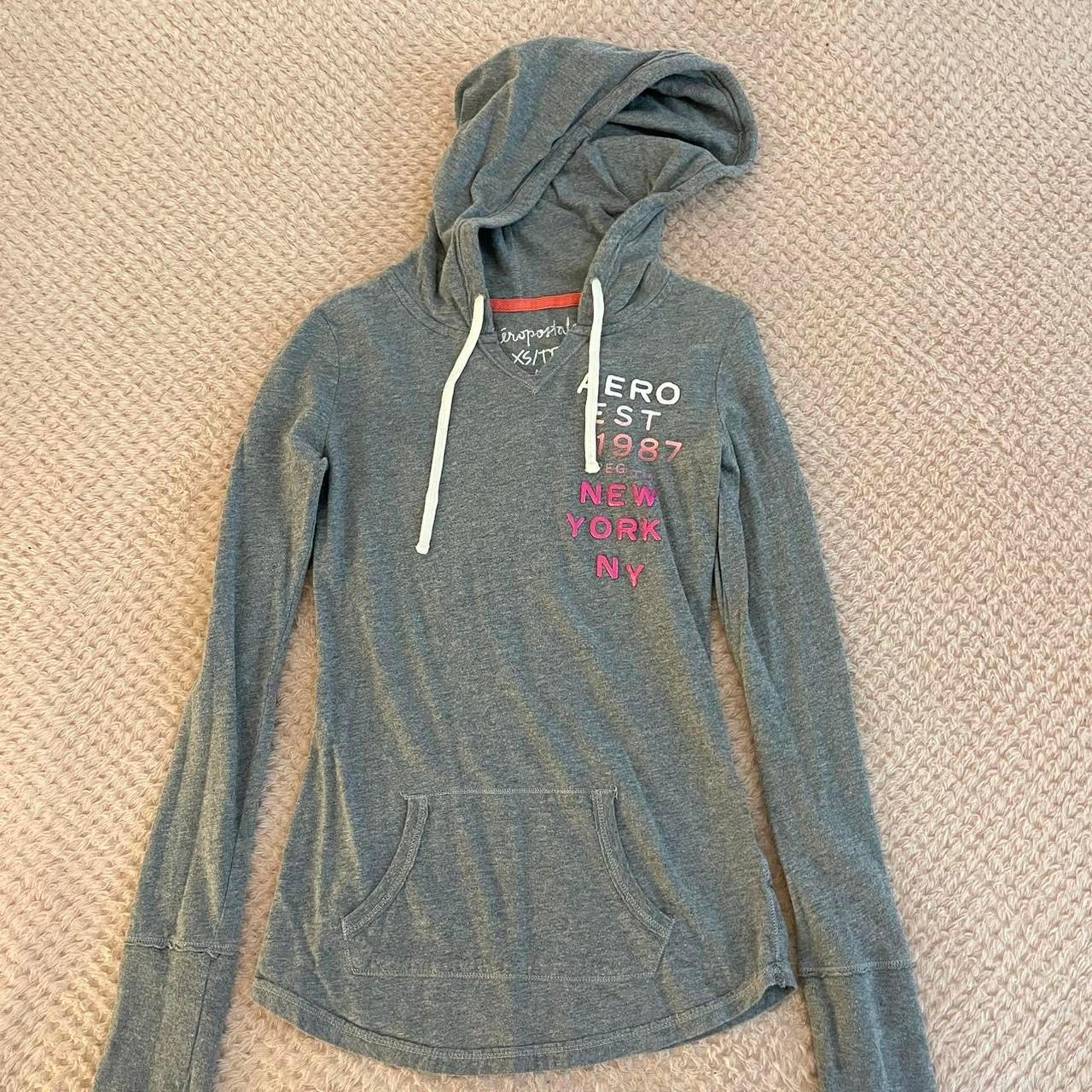 AEROPOSTALE Women’s Henley top