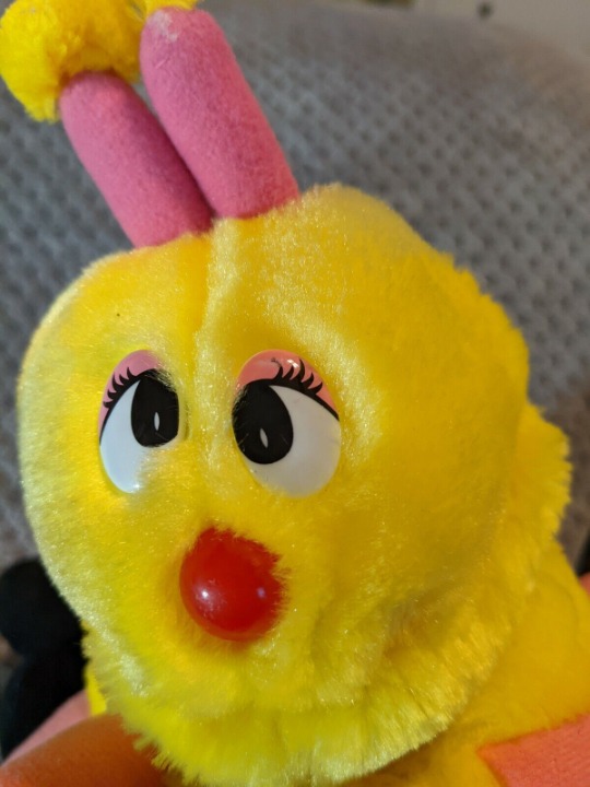Cute 1978 Animal Express Yellow & Pink Caterpillar puppet toy 14 plush 14 legs