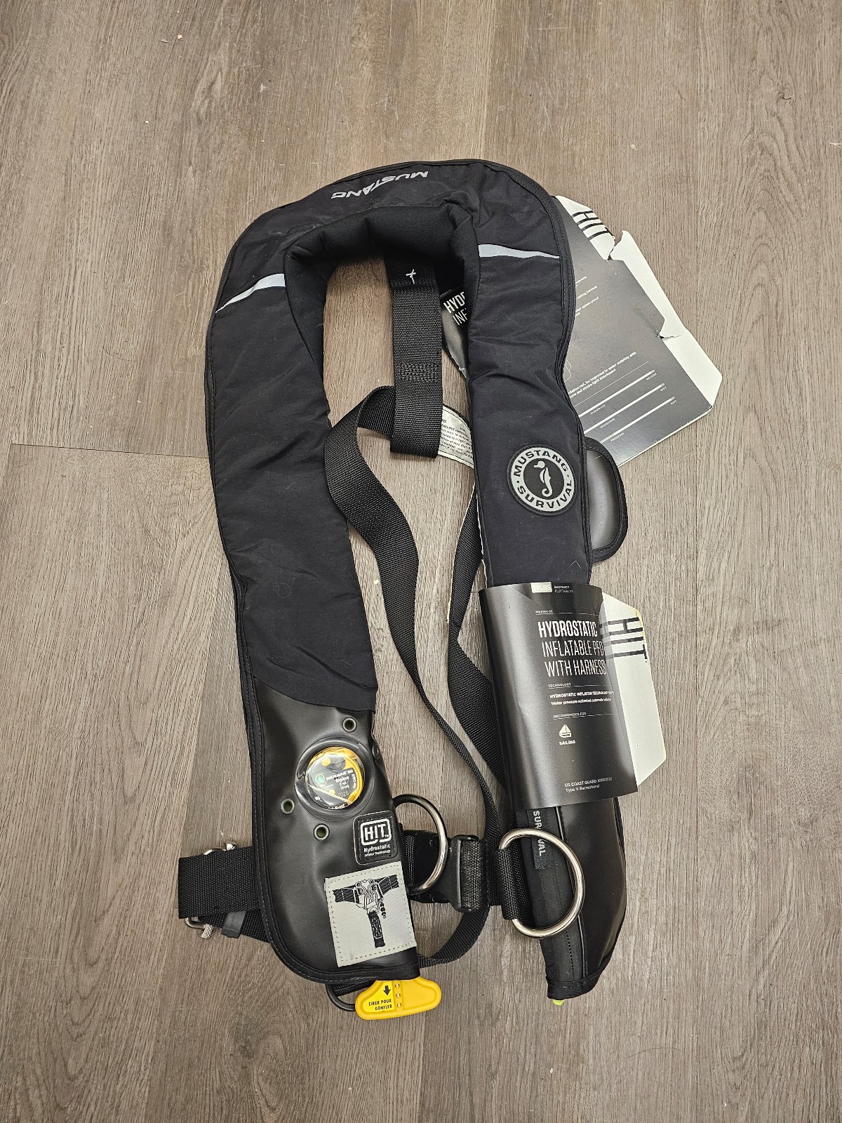New Mustang Survival, Hydrostatic, Inflatable off Shore PFD MD3184
