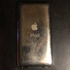 Apple iPod Touch 4th Generation 32GB Silver