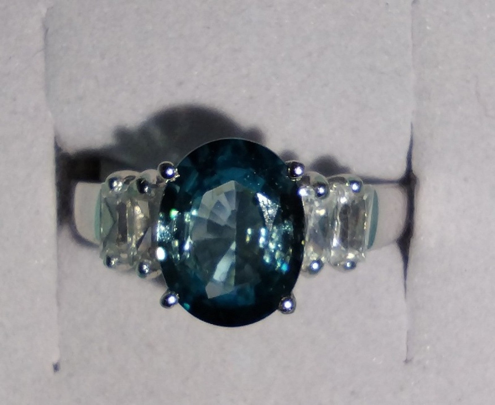2.75ct Blue Top & White Zircon 10kt White Gold Ring
