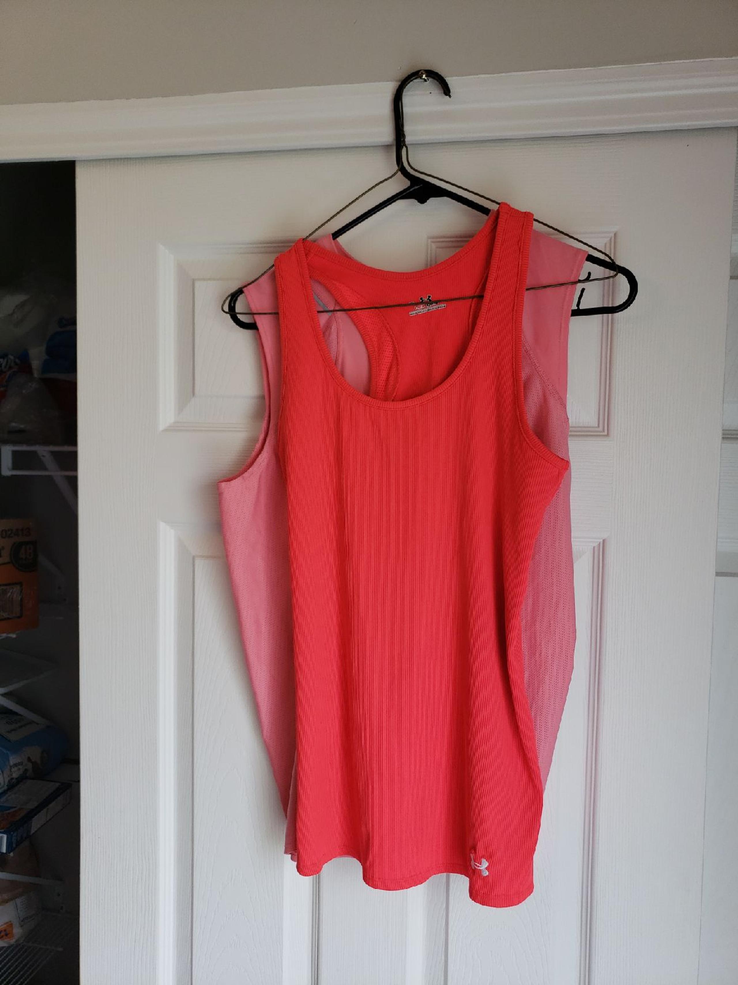 Nike Women tank Top Size L used