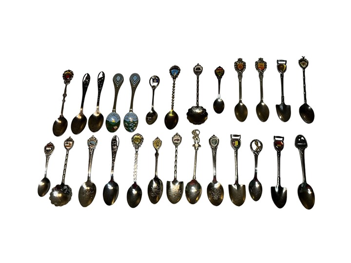 Lot Of Travel Souvenir Spoons Mementos States & Countries Huge Variety 50 Qty