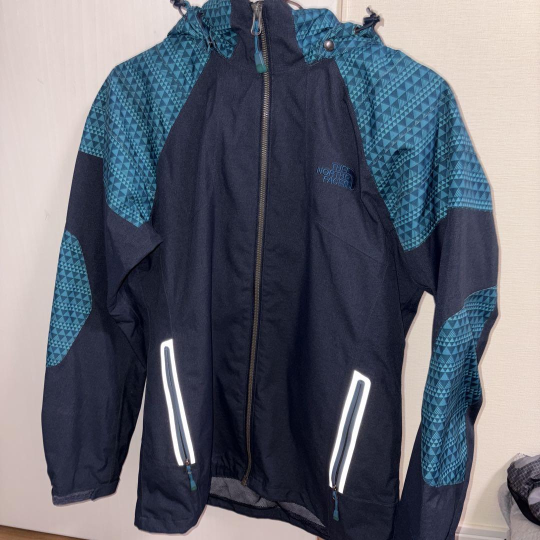 THE NORTH FACE Hooded Jacket, Size 90