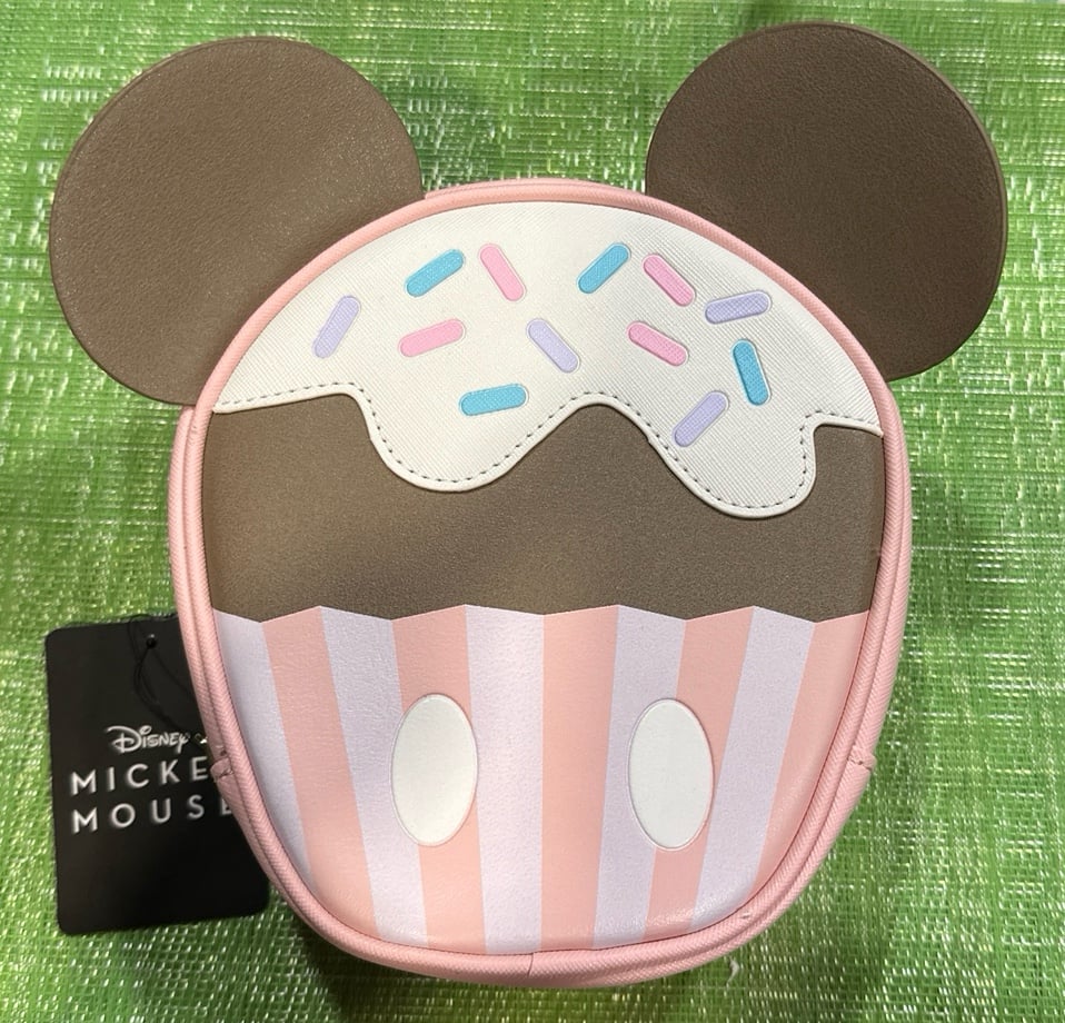 Bioworld Mickey Mouse Sweet Tooth Cupcake Travel Cosmetic Bag