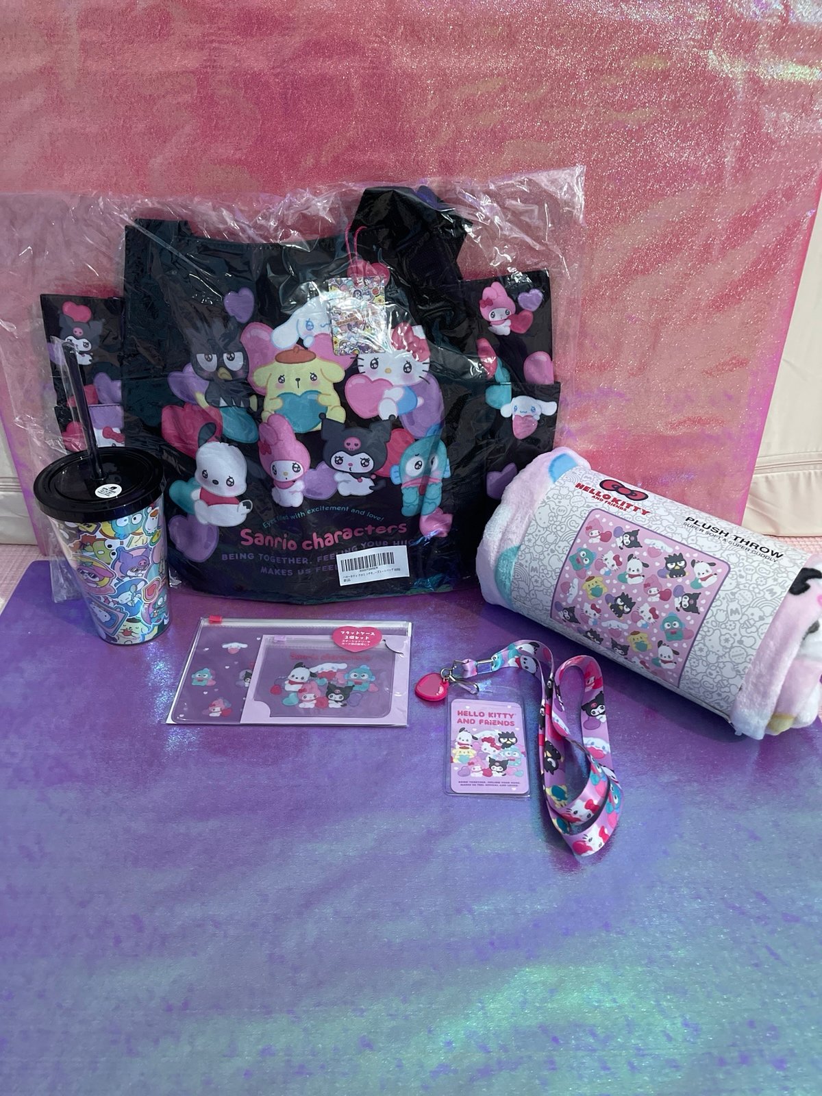 Sanrio Characters Emokyun Heart Blanket Tote Bag Bundle