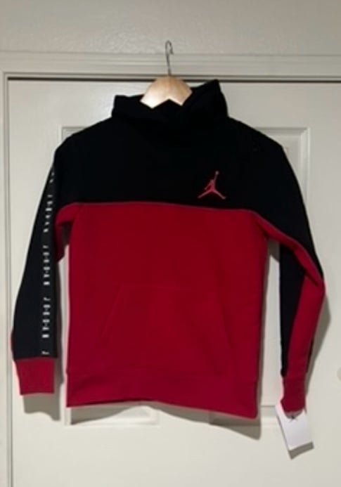 NWT Jordan Air Sweatshirt Junior size M