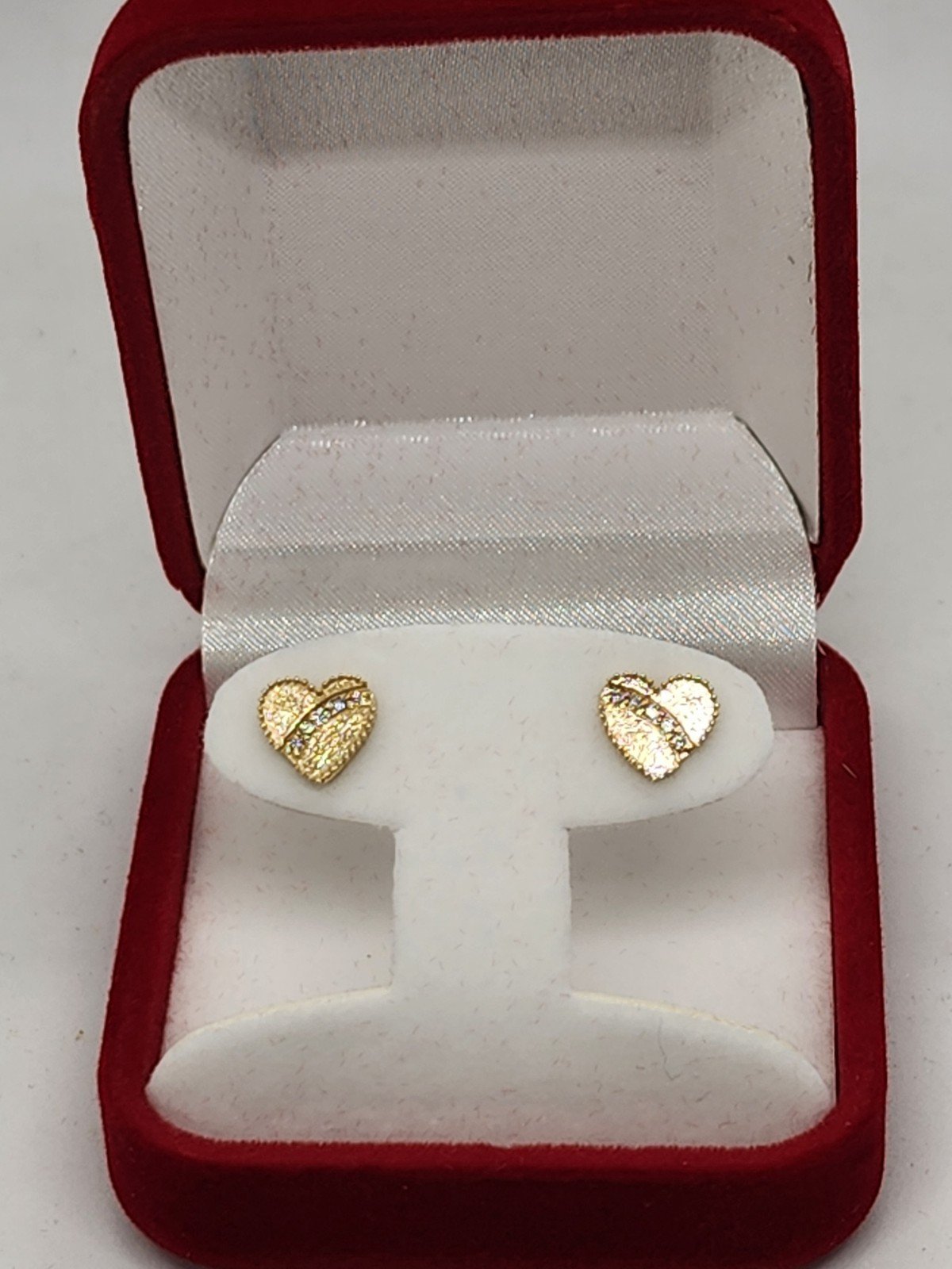 14k earrings with Filigree heart diamonds
