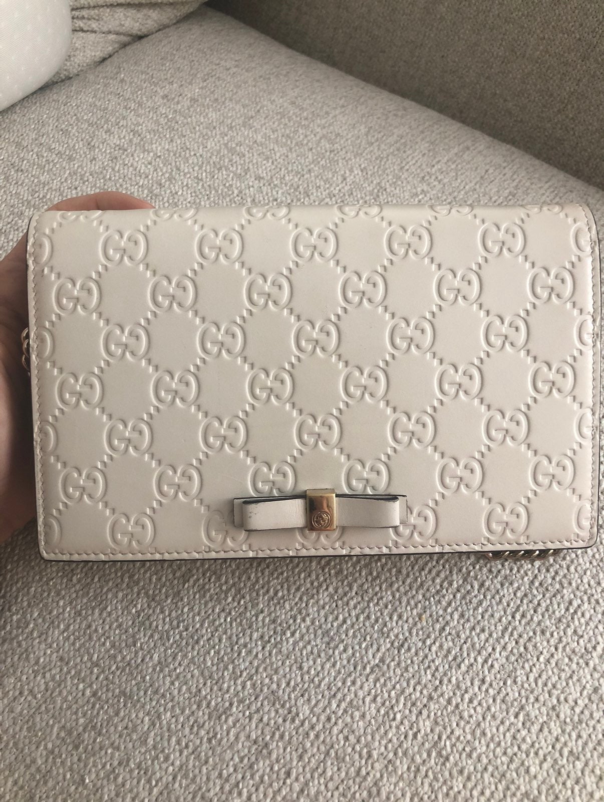 GUCCI Guccissima Bow Chain Wallet