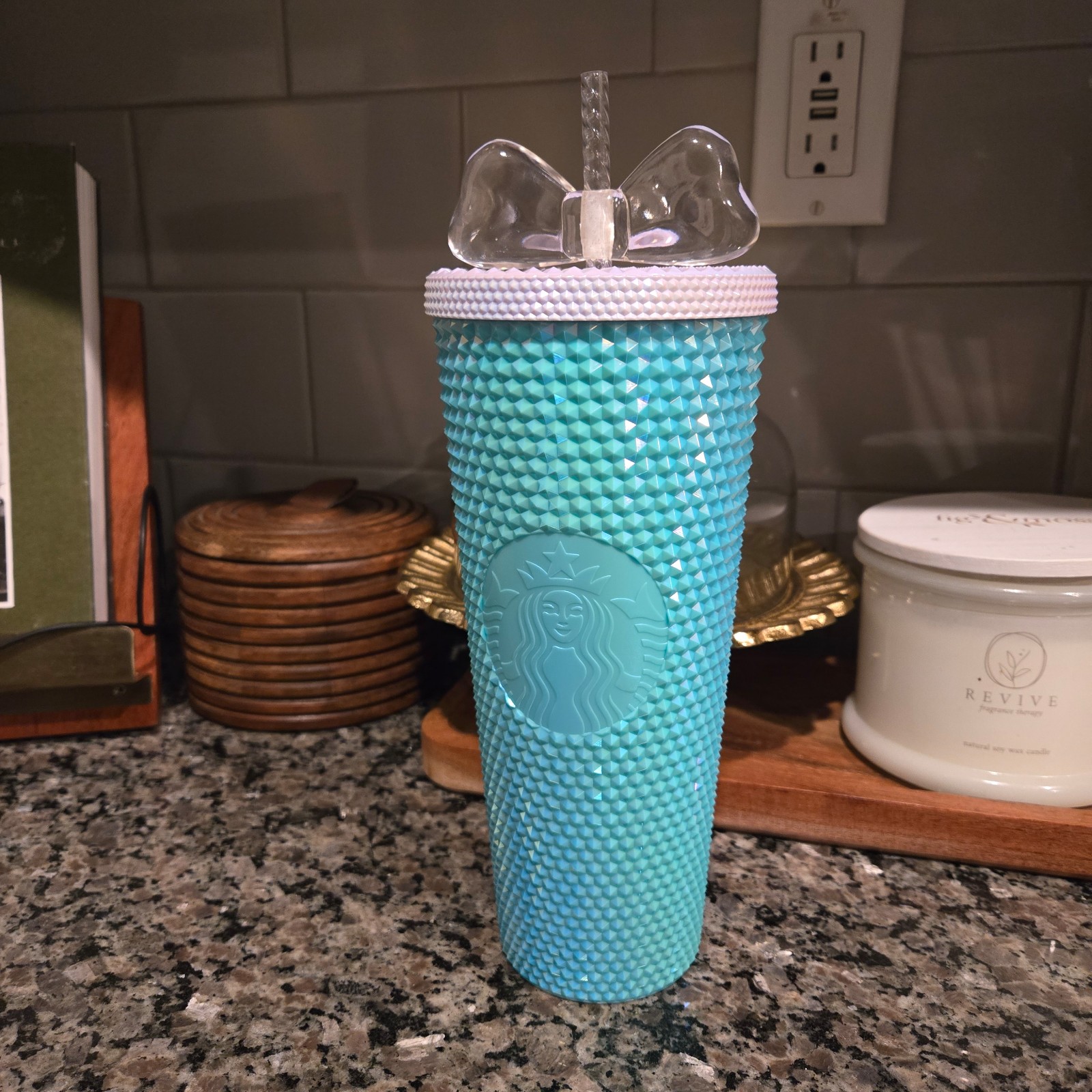 Starbucks Tiffany Blue Studded Venti Tumbler - Philippines Exclusive