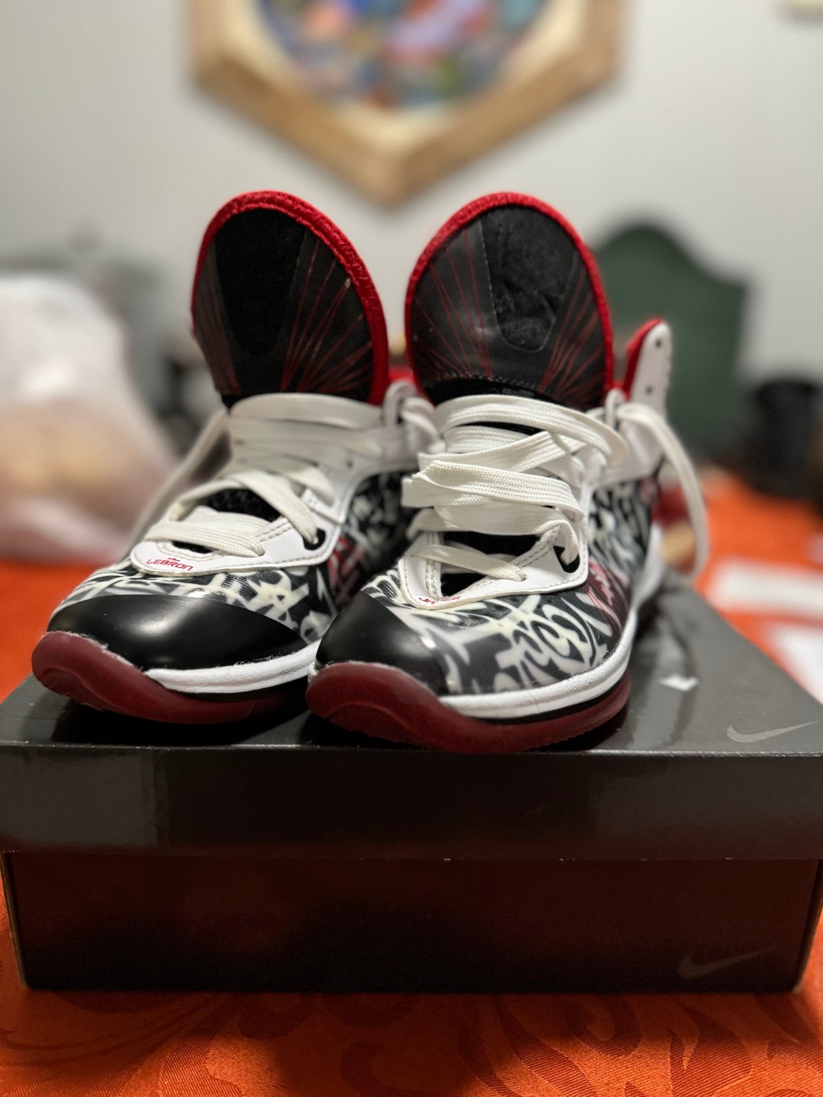 LeBron 8 PS 'Graffiti'