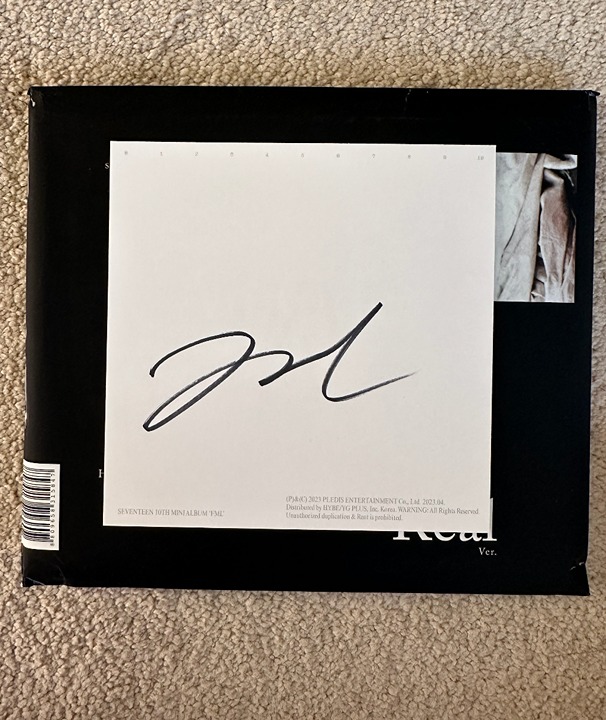 Seventeen Jeonghan signed (FML album)