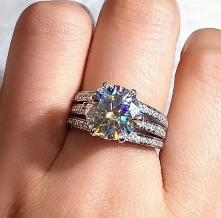 Stunning 6 prong setting wedding ring sz 6