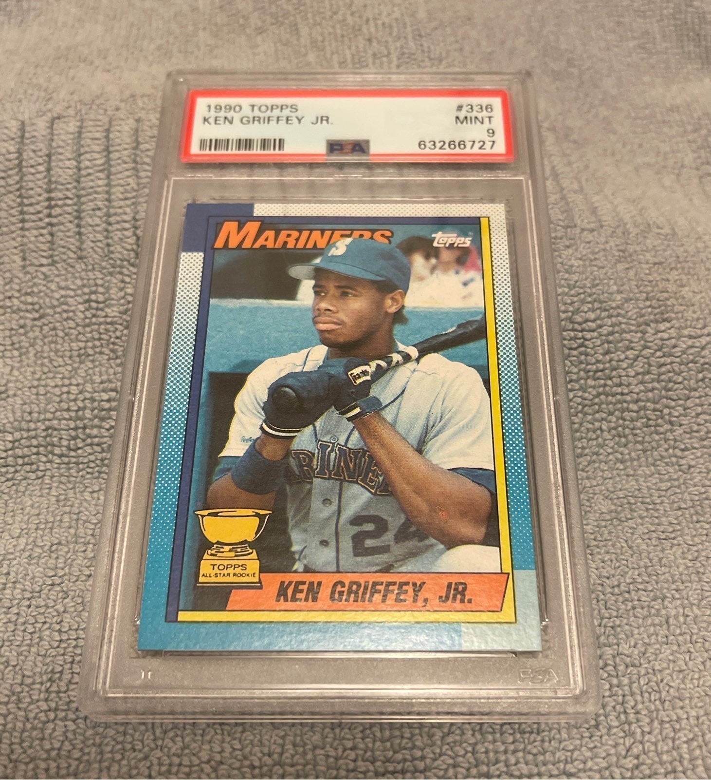 Topps PSA baseball cards 1990 KEN GRIFFEY JR # 336 Mint 9 a major error on arm