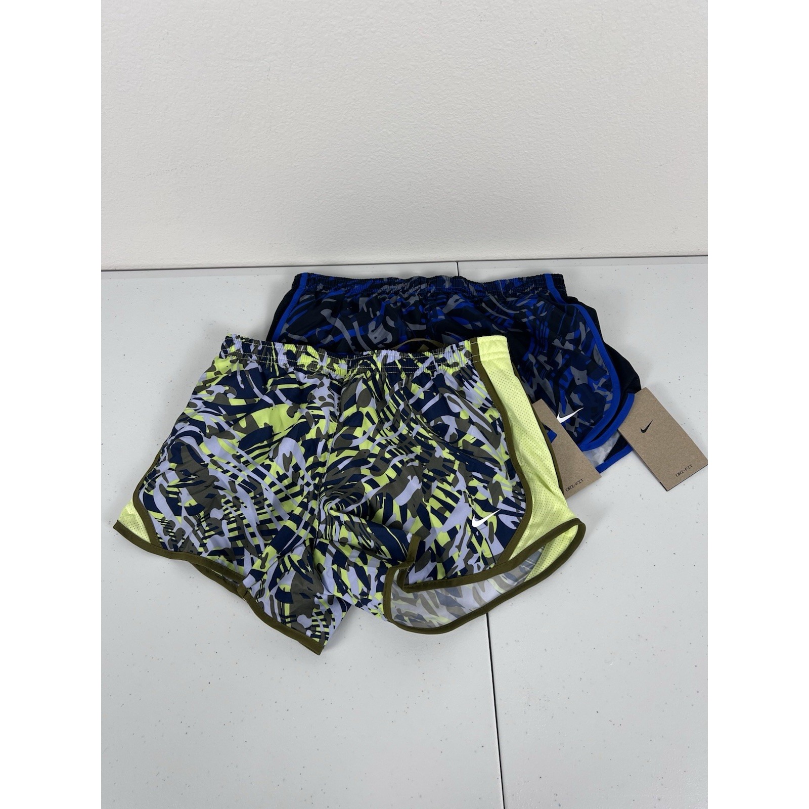 Nike Shorts Girls Medium Tempo Running Dri-Fit Gym Youth Big Kids BUNDLE NEW