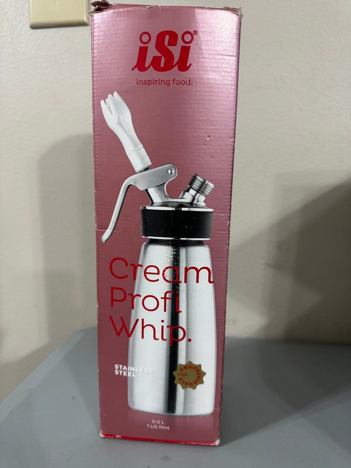 iSi PROFI Whip PROFESSIONAL Cream Whipper, 1 Pint ~ 3 TIPS **NEW IN BOX**