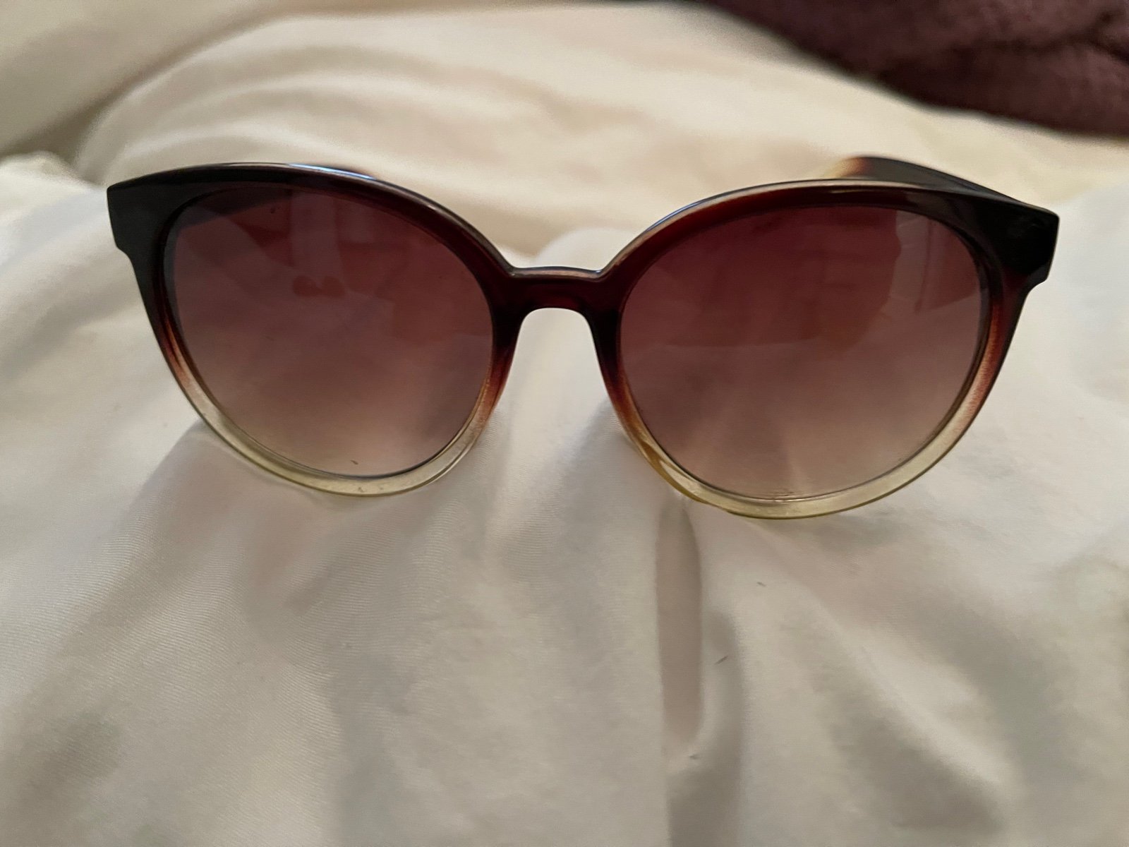 Italian design Womens sunglasses