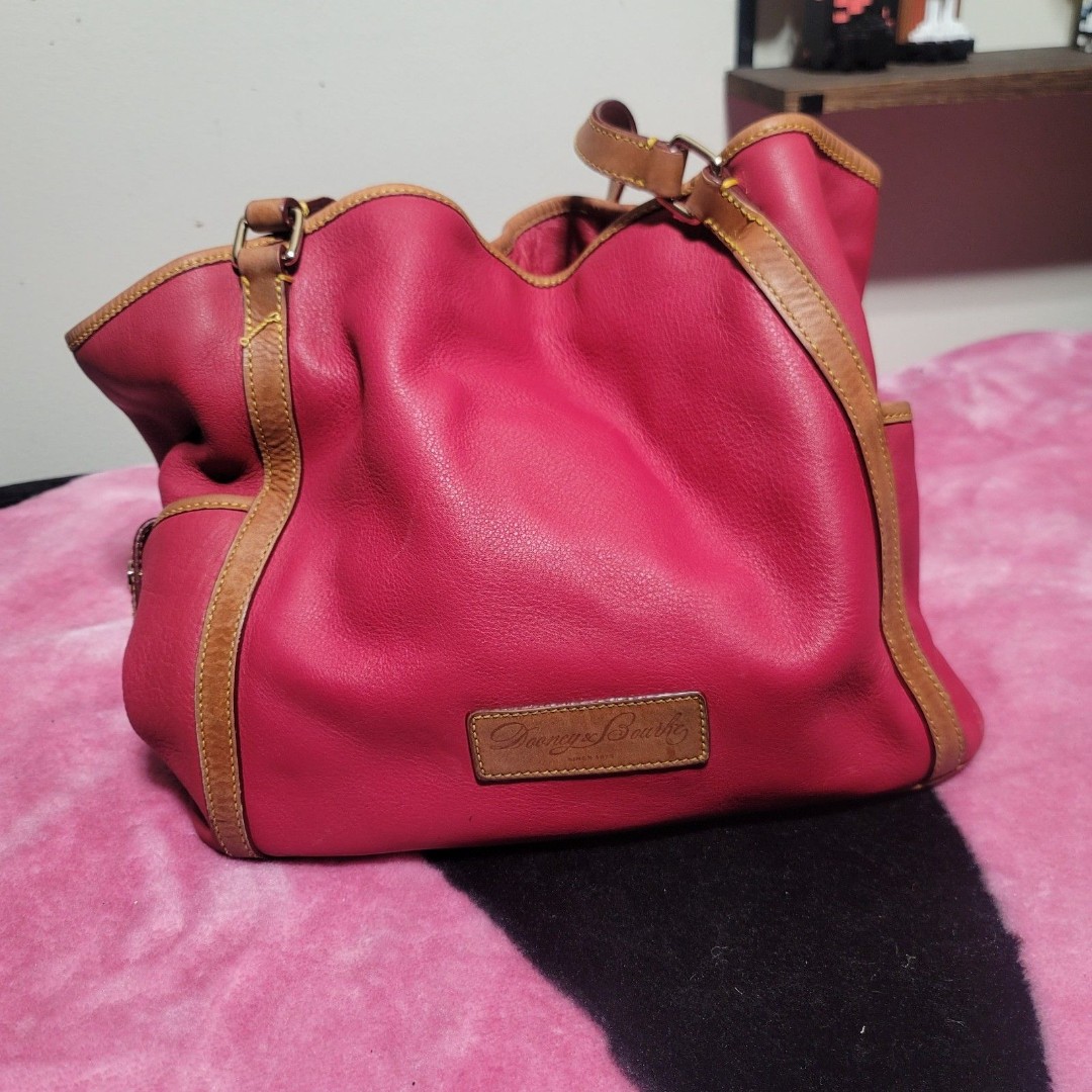 Dooney & Bourke (XL) Pebbled leather tote