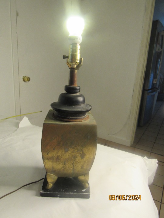 antique table lamp Underwriter Laboratories Brass tiger bird zafari marble b