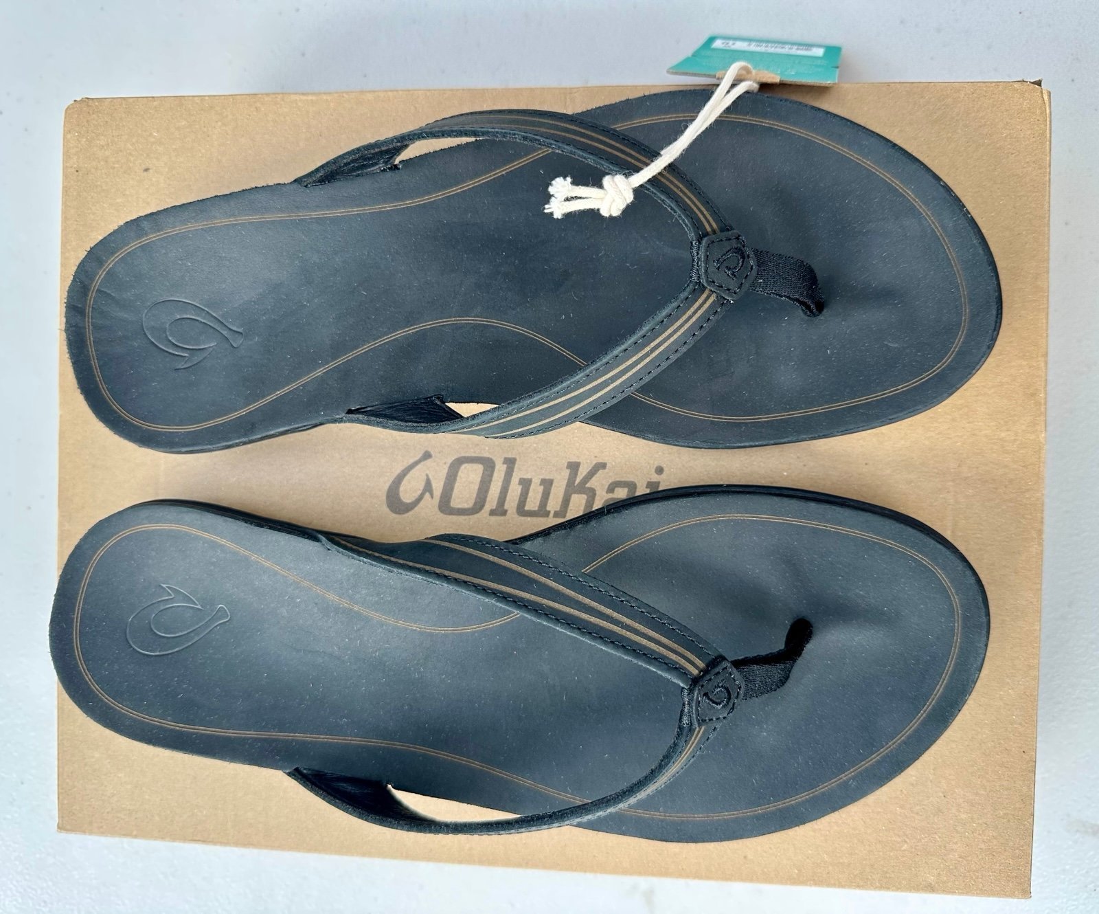 NEW Olukai Black Sandals, Size 10