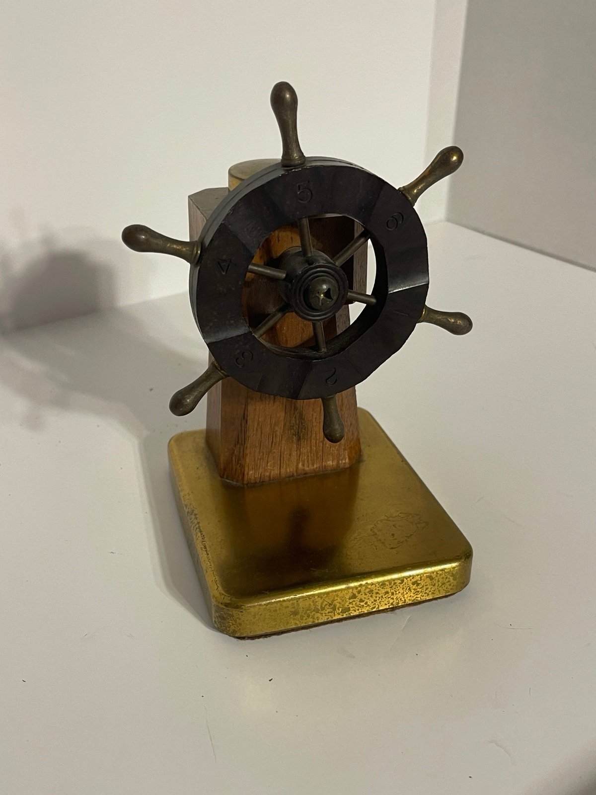 Vintage Nautical Ship Wheel Bookend Wood and Brass 1940’s RARE