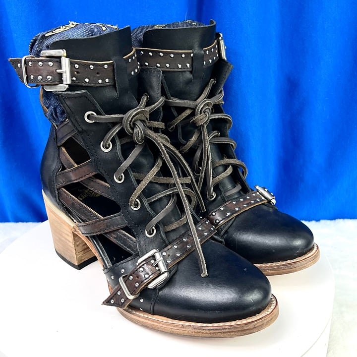 •NWT/NEW!! |•FREEBIRD BY STEVEN•| CHEYENNE Black & Brown Leather Booties Size 8