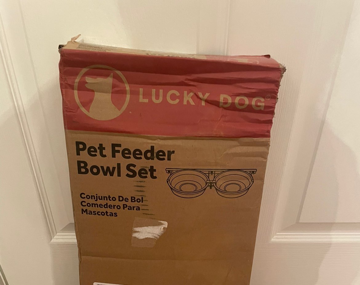 Pet bowl feeder