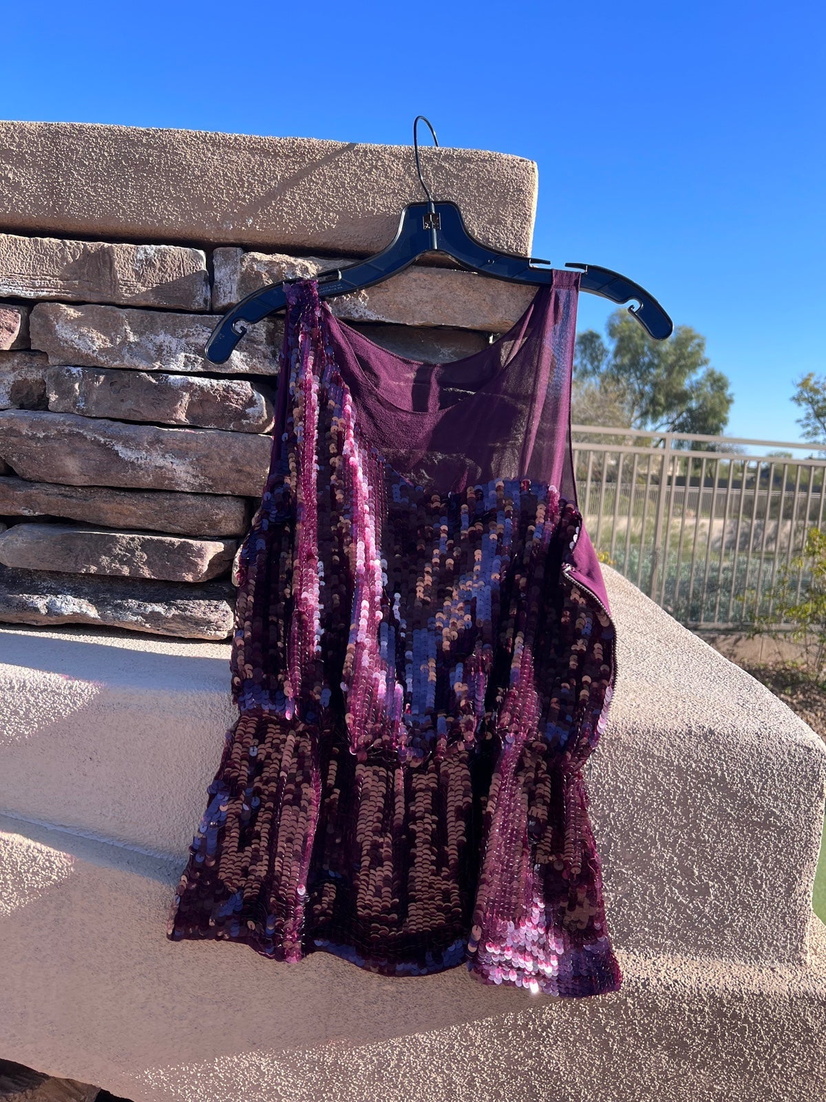 Alice and Olivia Sequence top size small