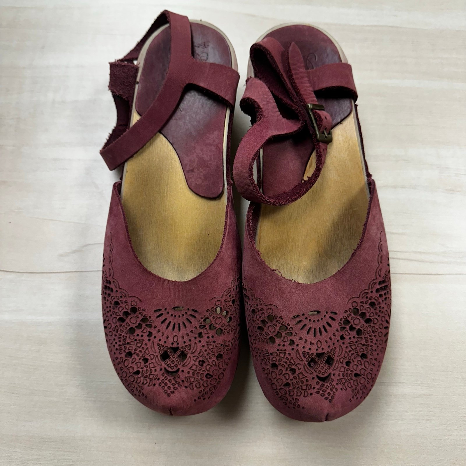 Calou pink leather Swedish clog sandals 40