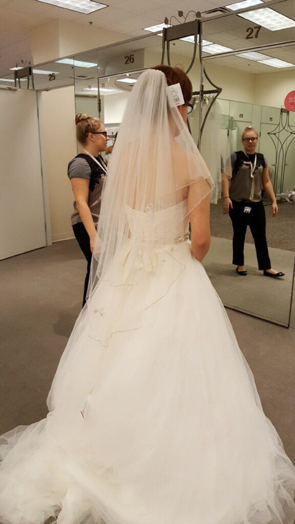Size 5 New David’s Bridal Wedding Dress