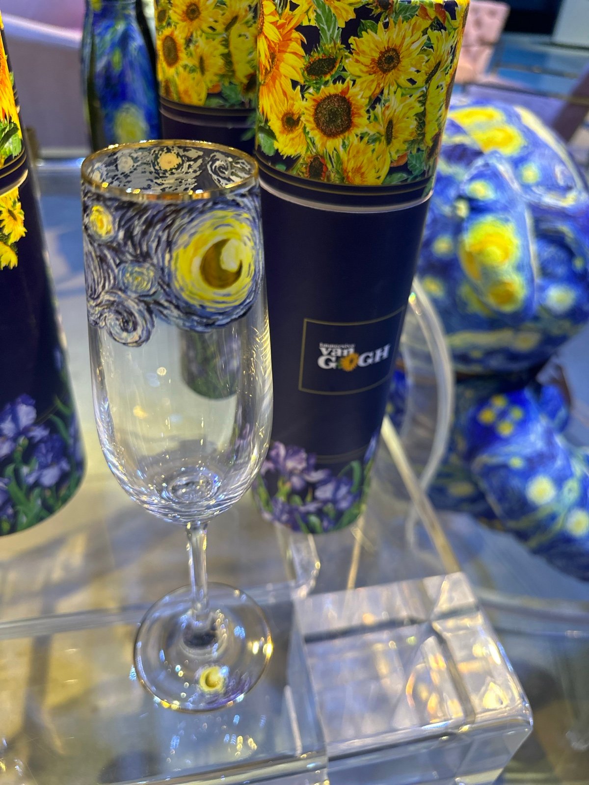 Van Gogh Starry Night The Impressionists CHAMPAGNE FLUTE Toasting Glass Art