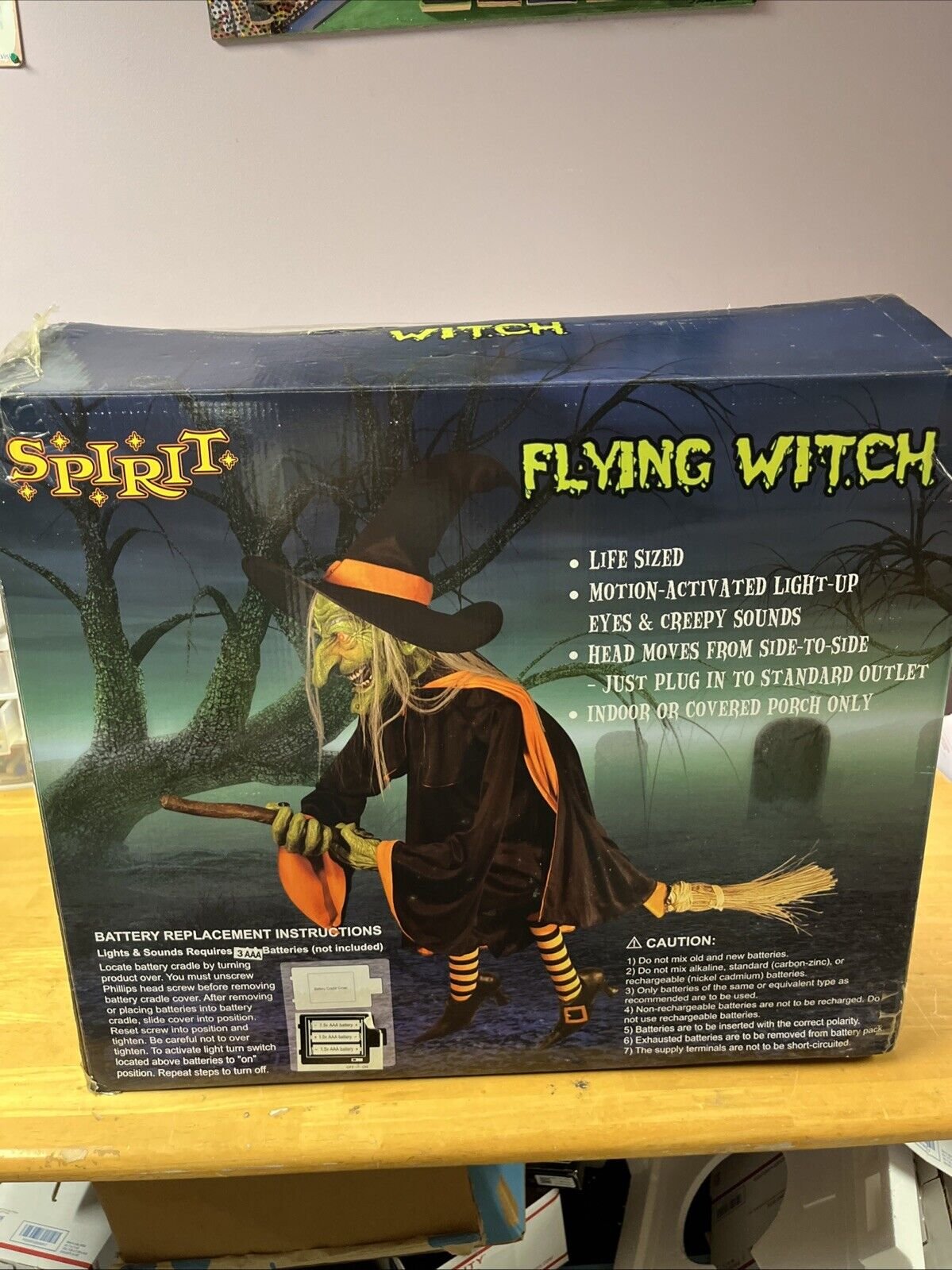 2009 Spirit Halloween FLYING WITCH Animated Prop Decoration NOS/UNUSED RARE!