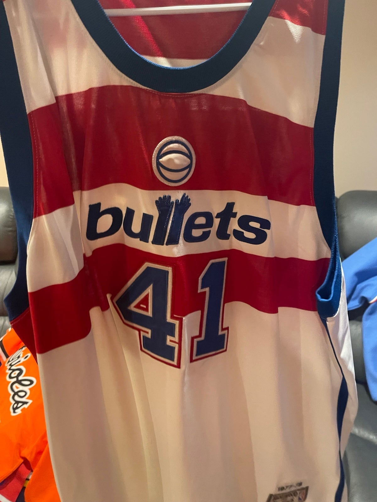 Winter Sale - Wes Unseld throwback jersey - Virtual Value-Packed Variety Show:£43