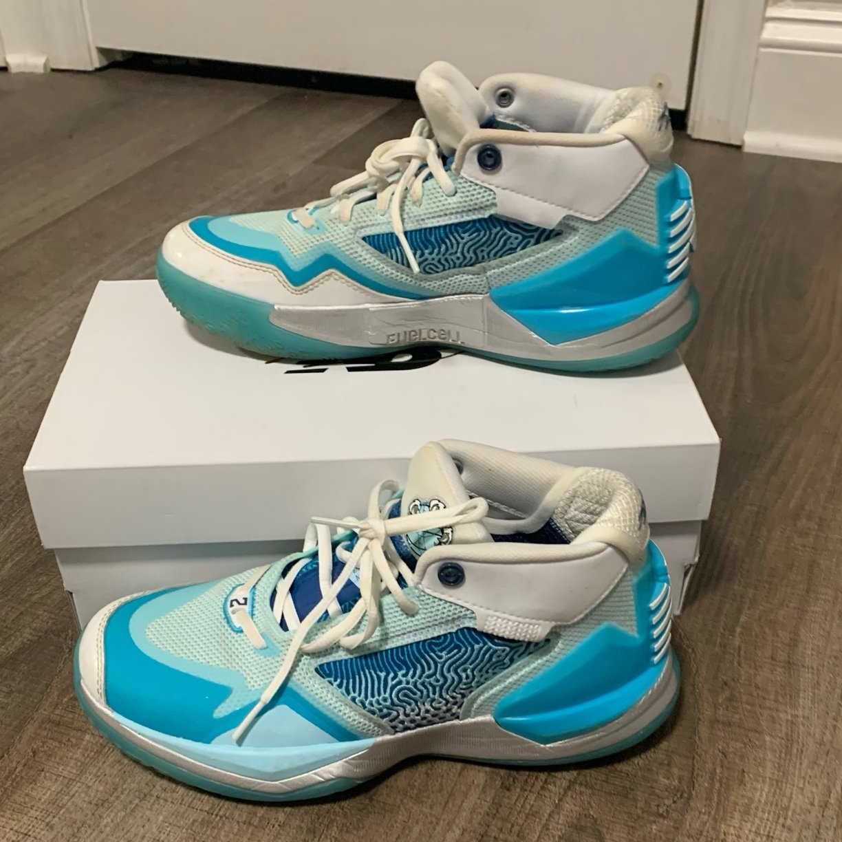 New Balance Kawhi Snowmen Shoes