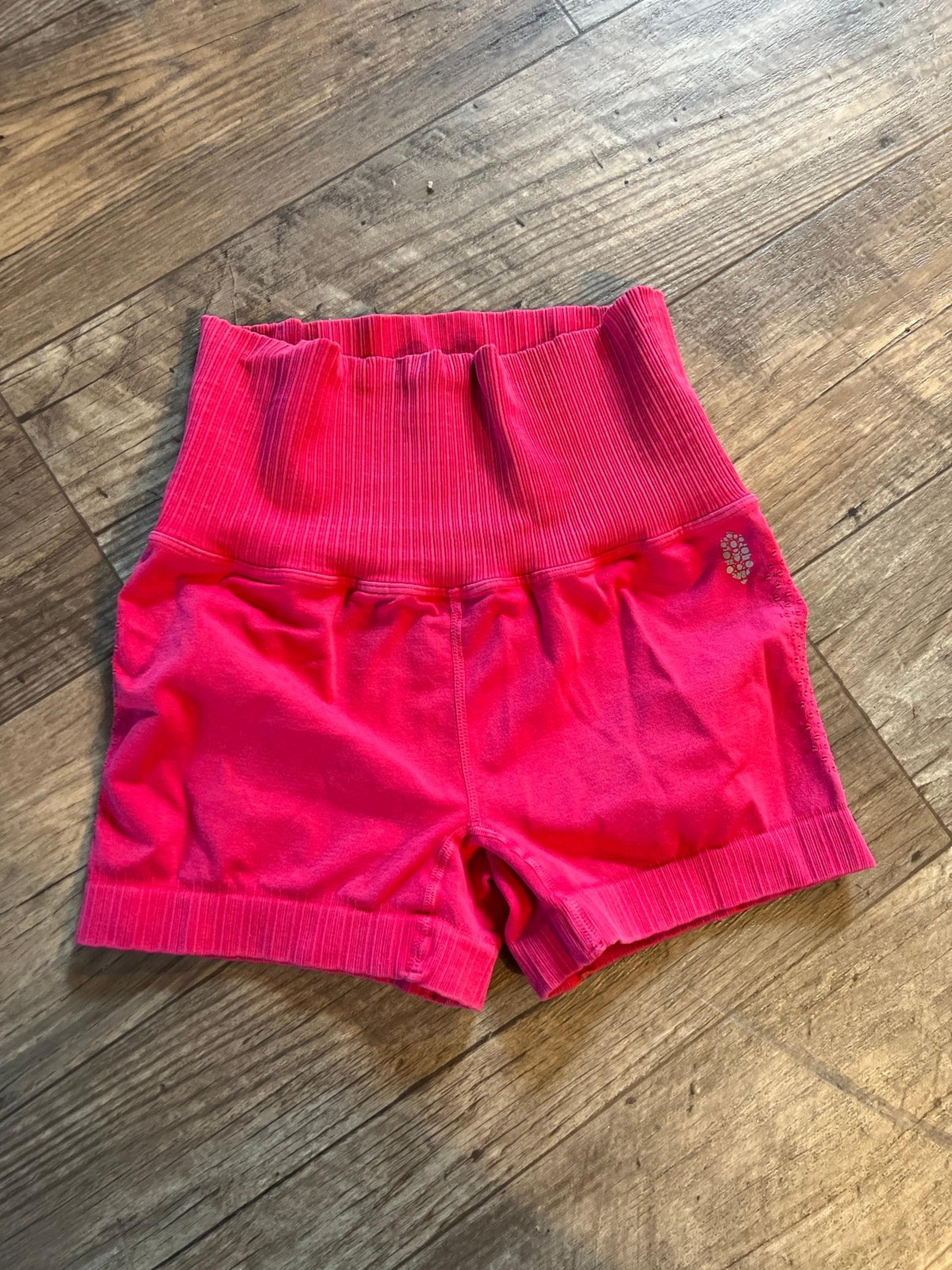 shorts red free people active