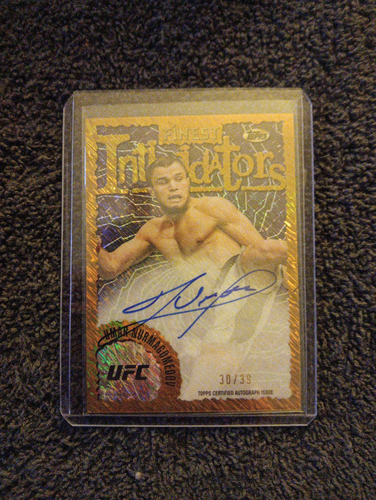 Umar Nurmagomedov Topps Finest UFC Intimidators Gold Shimmer Auto Numbered/39