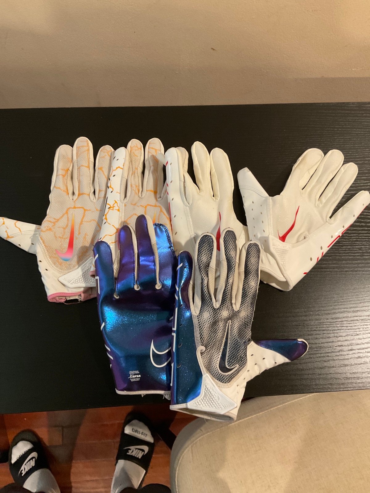 NIKE VAPOR JET 7.0 FOOTBALL GLOVES