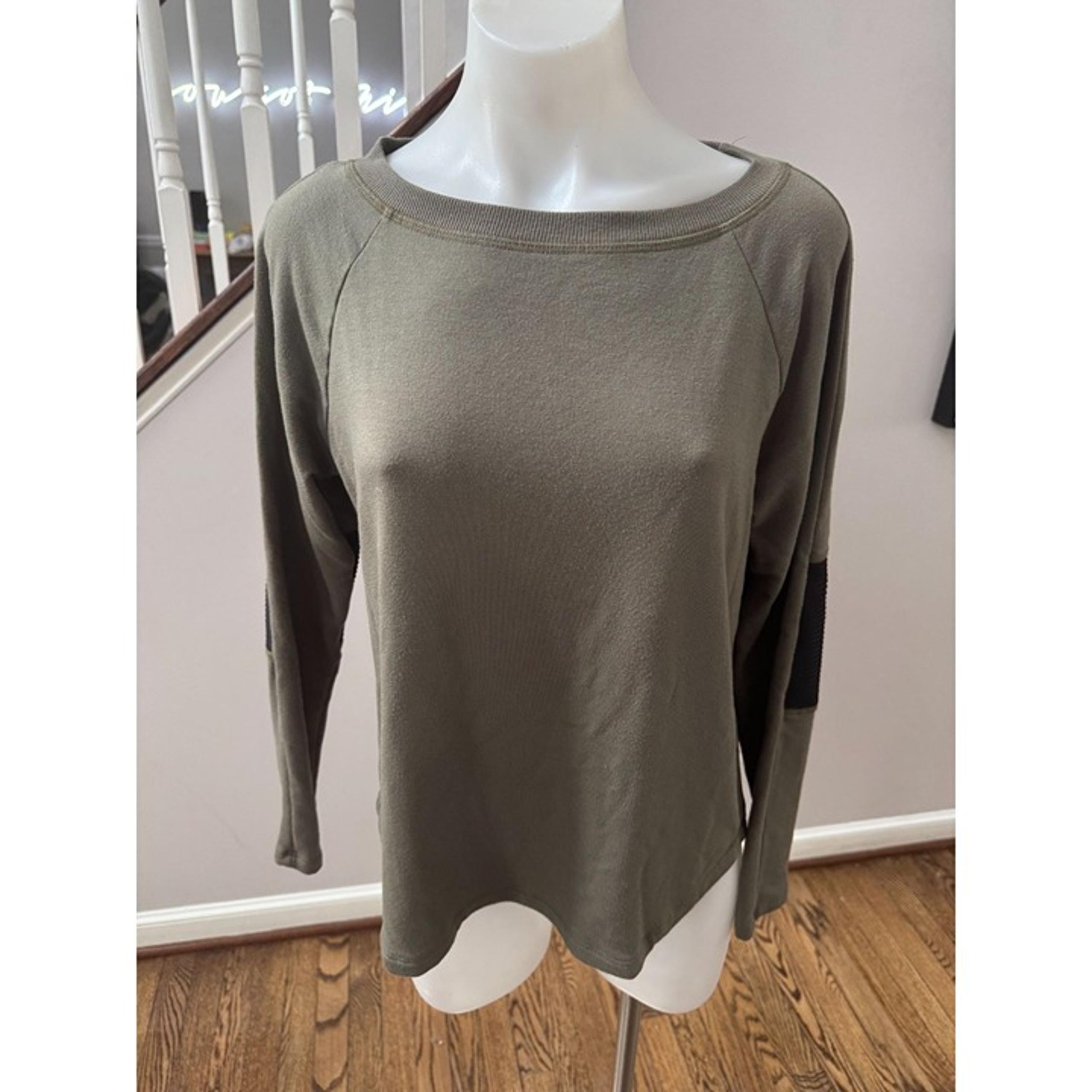 Beyond Yoga Moto Patch Long Sleeve Sweatshirt Green Size Small