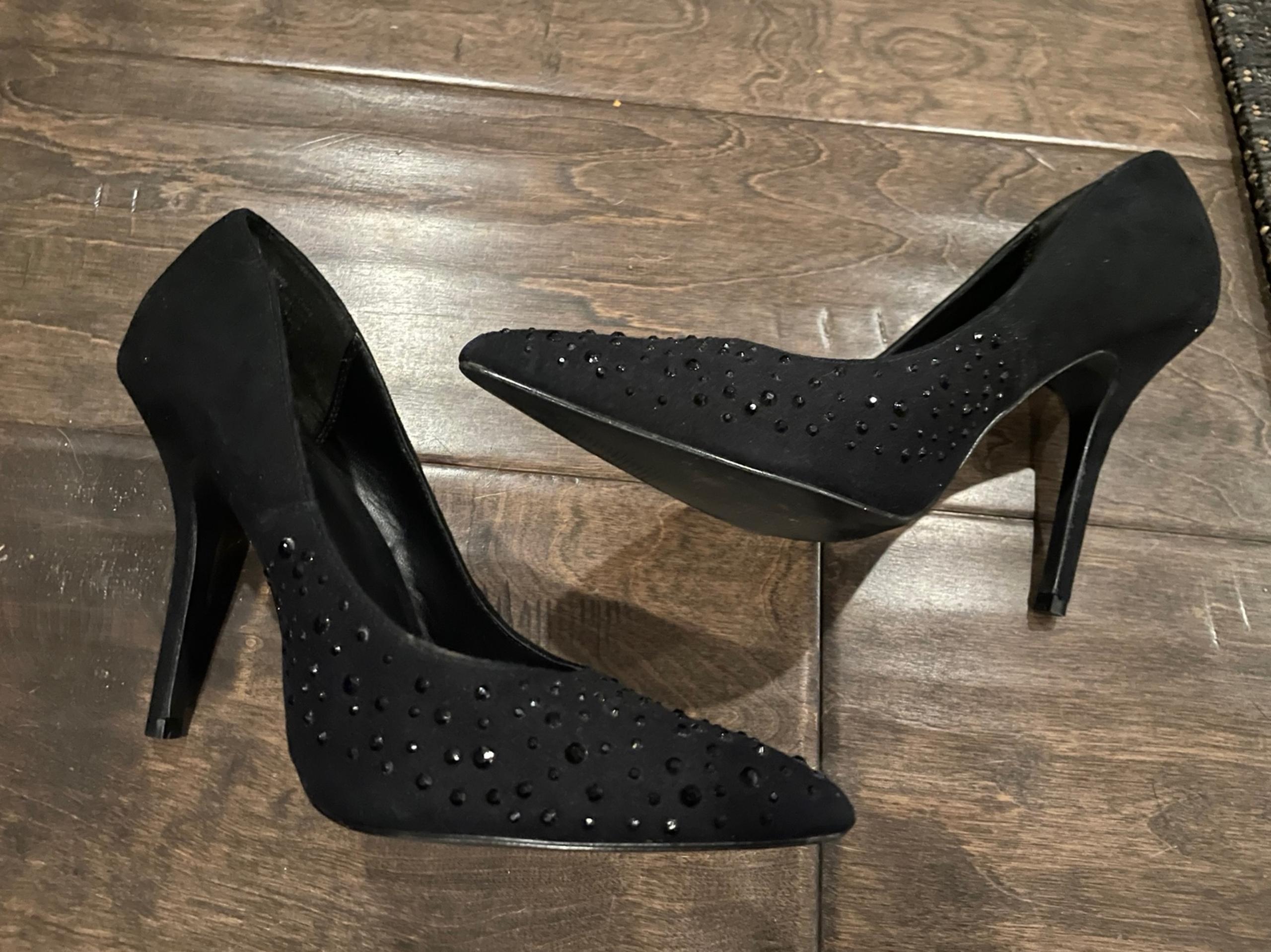 CALL IT SPRING black Rhinestone Faux Leathee Pumps Size 9 Women Pointy Heels 4”