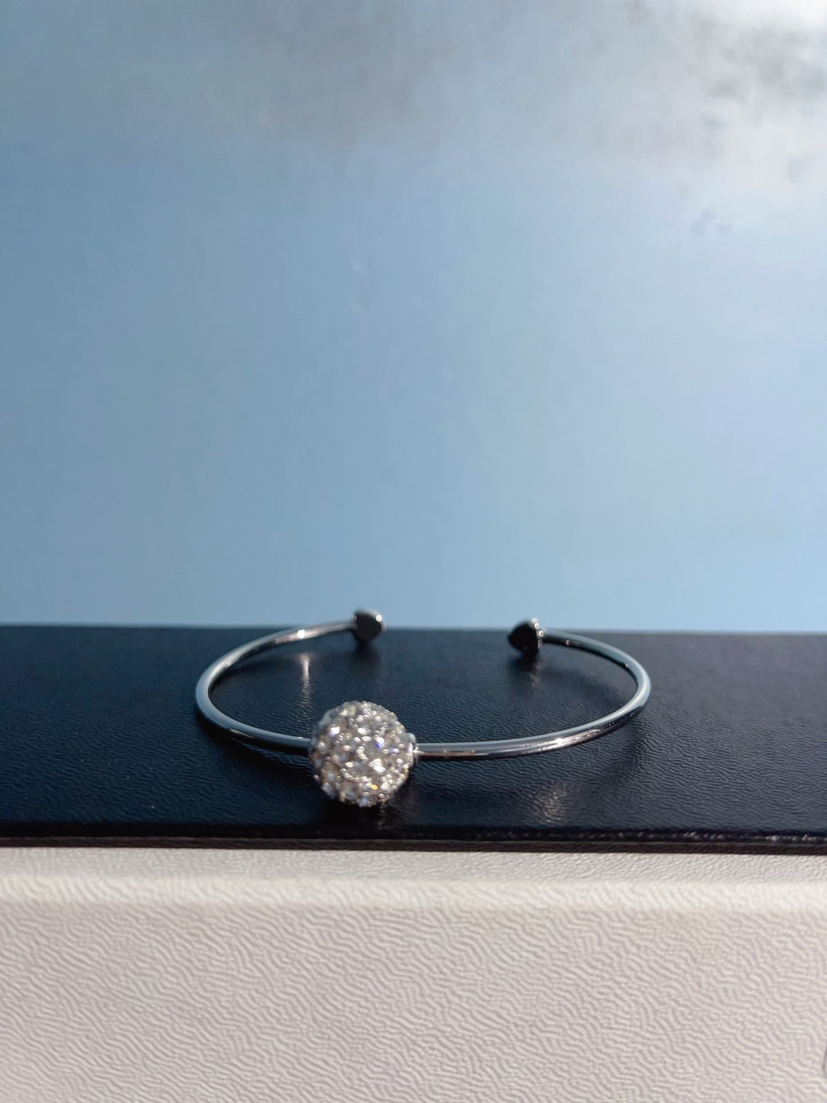 Ladies 5 Row Moissanite Full