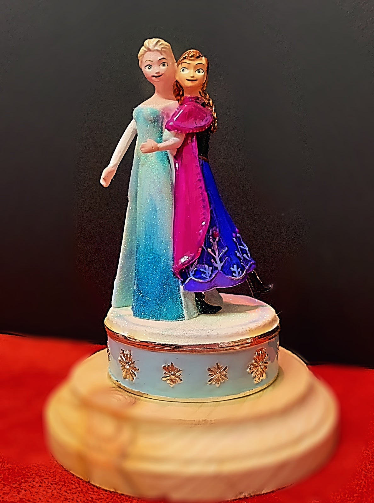 Disney Parks Frozen Elsa and Anna Trinket Box by Arribas Swarovski Jeweled Rare