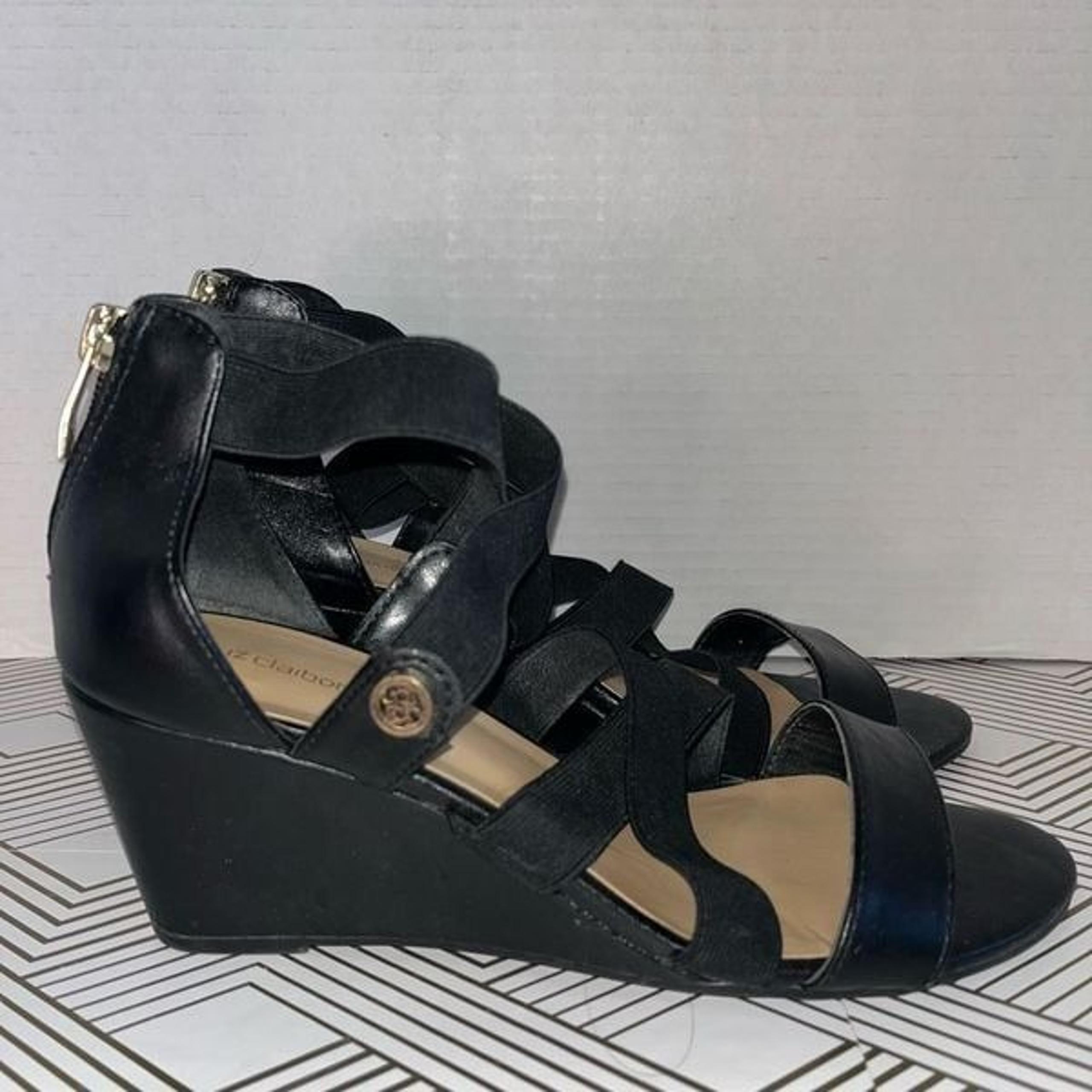 Liz Claiborne Womens Sandals Size 8M Black Rockele Wedge Heel Elastic Strappy