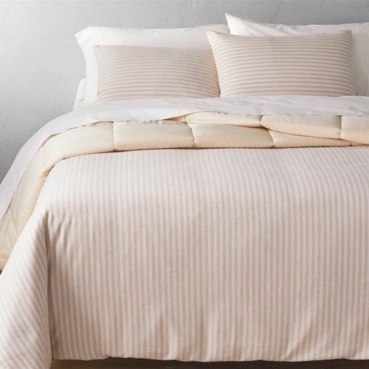 KING Heavyweight Linen Blend Stripe Comforter & shams Natural - Casaluna