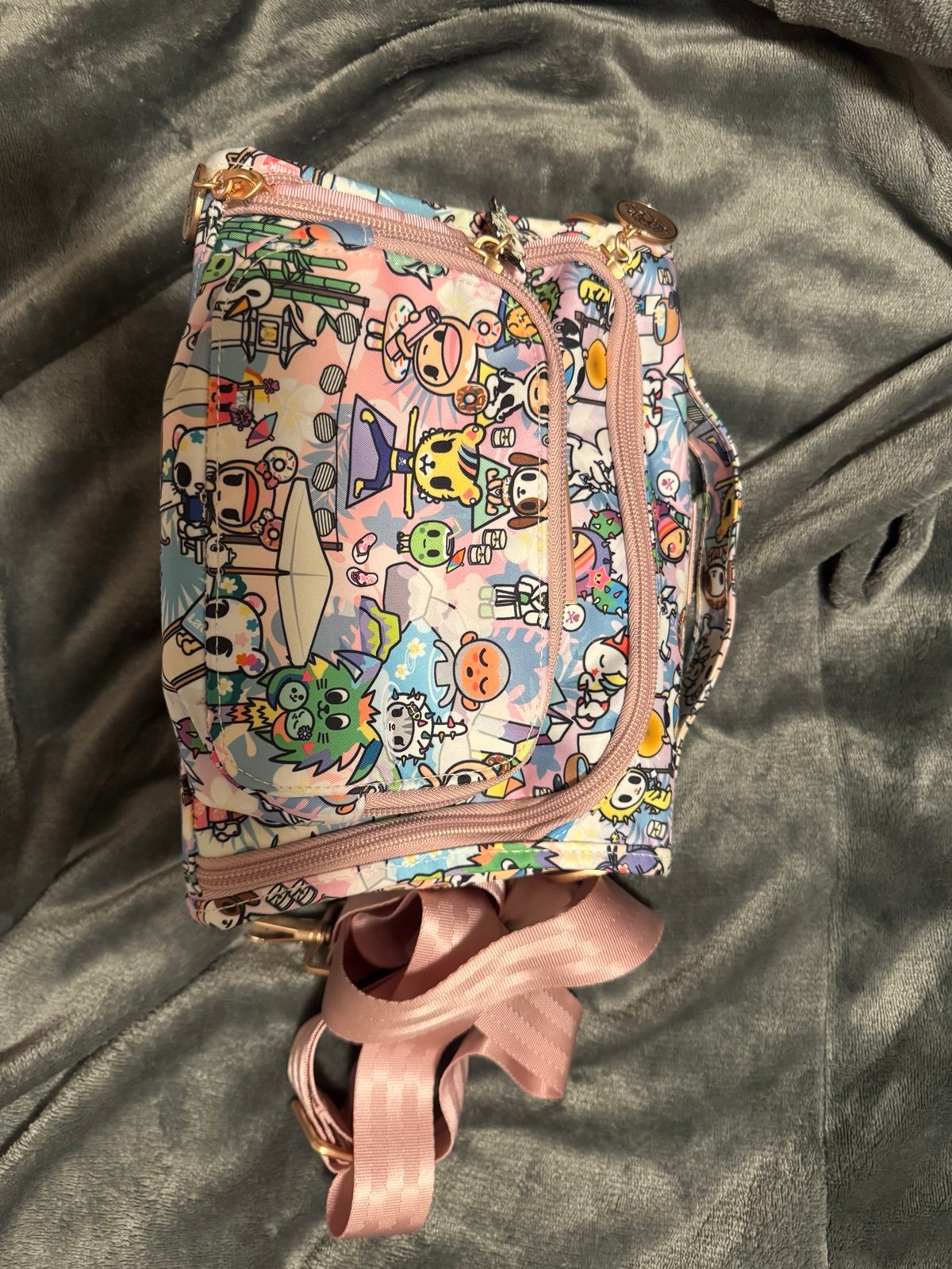 Jujube Tokidoki Toki retreat bestie bag