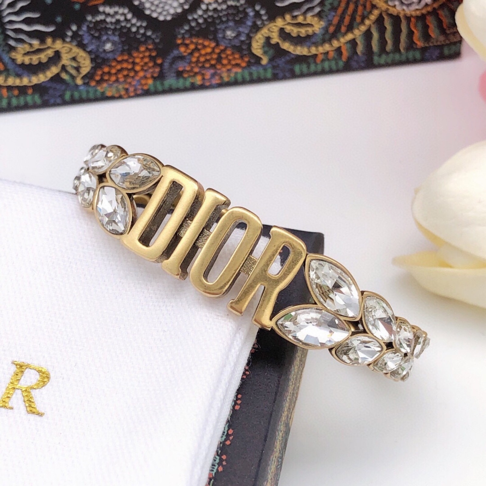 Rhinestone large bracelet ear design