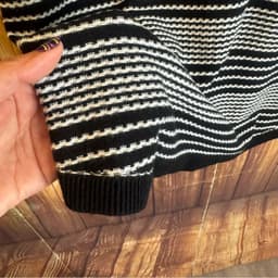 Item photo preview #3