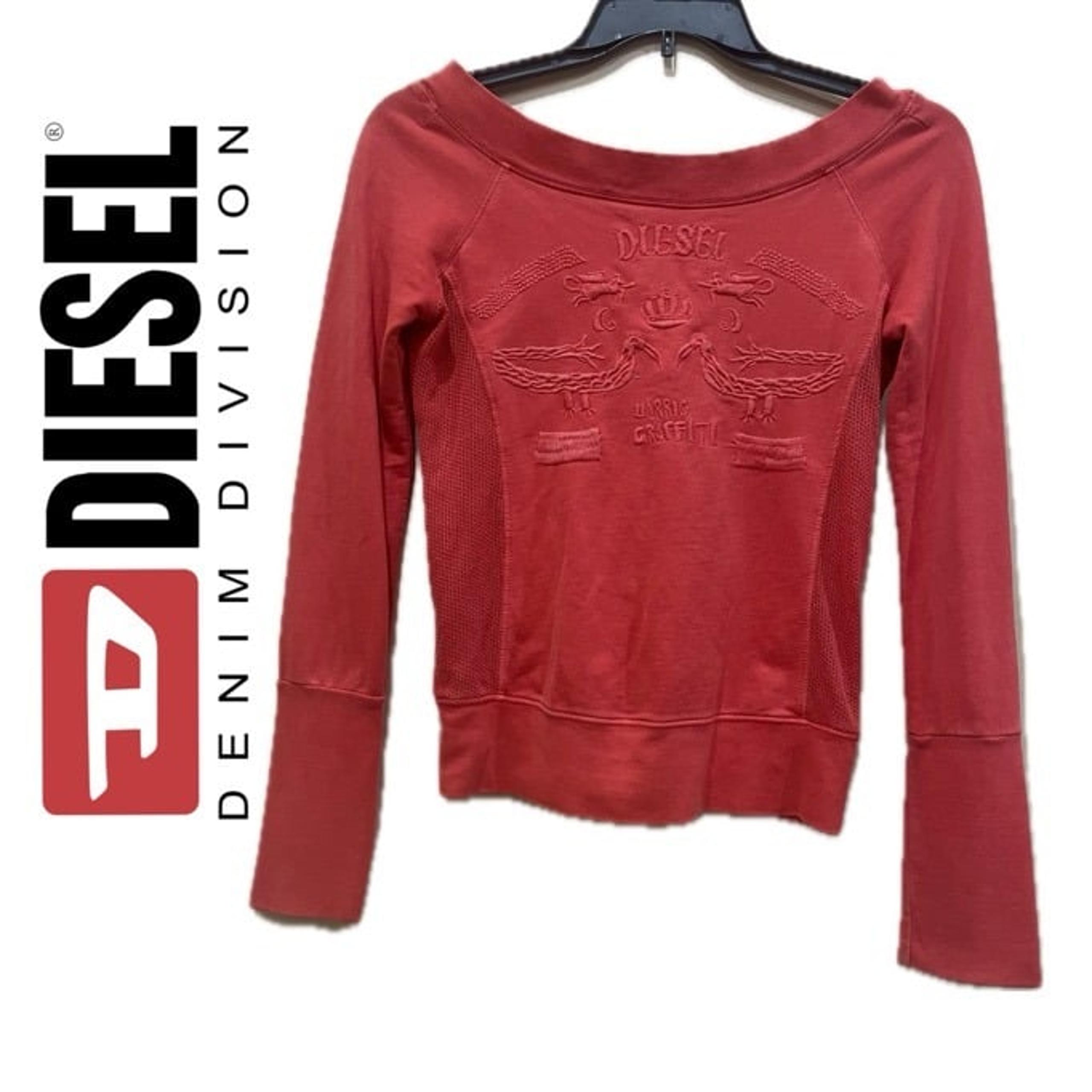 Y2K SWEATSHIRT OFF SHOULDER EMBROIDERED RED DISTRESSED SZ S RETRO ICONIC - DIESEL